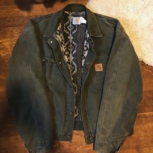 VINTAGE Patterned Sherpa-lined Carharrt Jacket